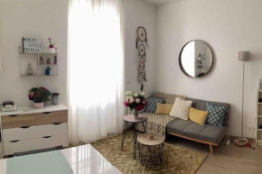 Cozy Flat, 5 mins from metro, 1 bedroom